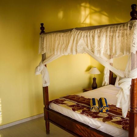 Beten Waru Bungalow And Restaurant Amed  Phòng bức ảnh